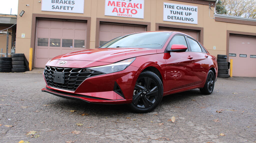 2022 Hyundai Elantra Preferred FWD