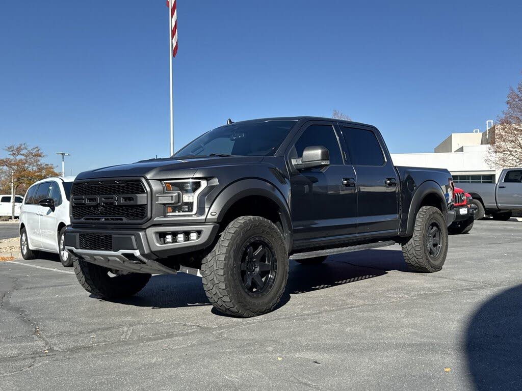 2020 Ford F-150 Raptor SuperCrew 4WD