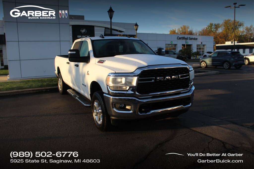 2024 RAM 3500 Big Horn Crew Cab LB 4WD
