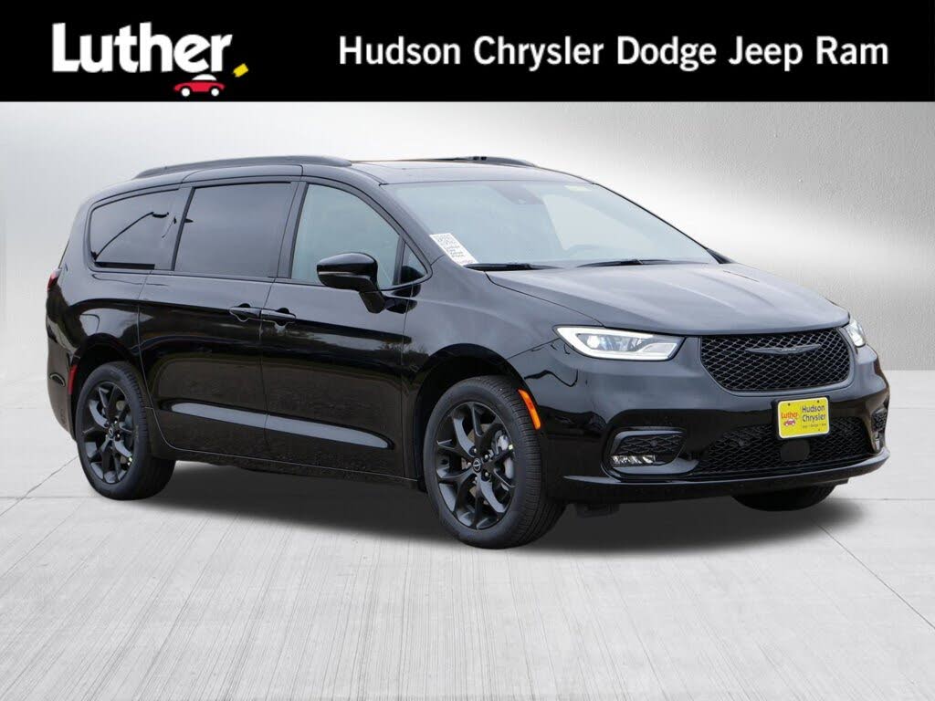 2026 Chrysler Pacifica Limited AWD