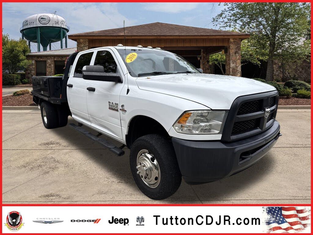 2016 RAM 3500 Chassis Tradesman Crew Cab 4WD