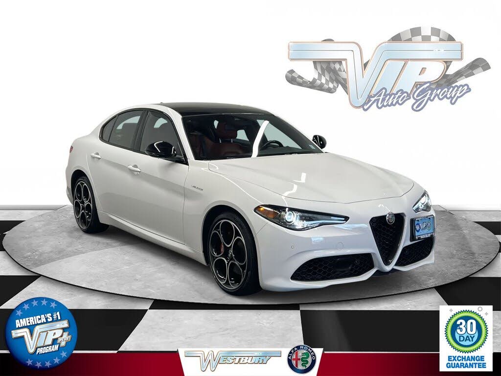 2022 Alfa Romeo Giulia Veloce AWD