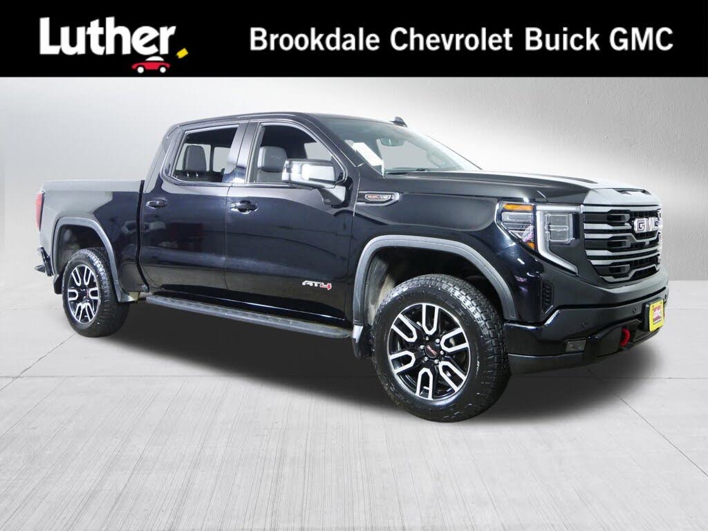 2022 GMC Sierra 1500 AT4 Crew Cab 4WD