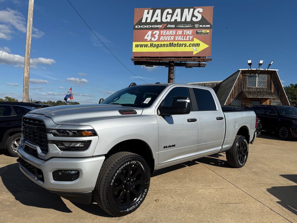 2026 RAM 2500 Big Horn Crew Cab 4WD