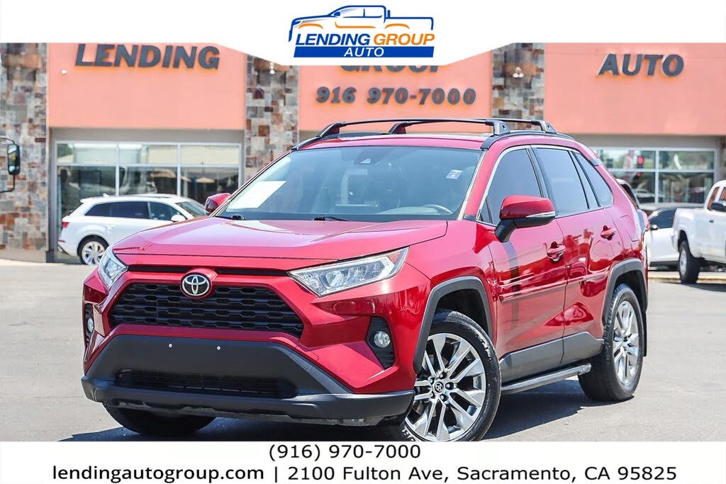 2019 Toyota RAV4 XLE Premium FWD