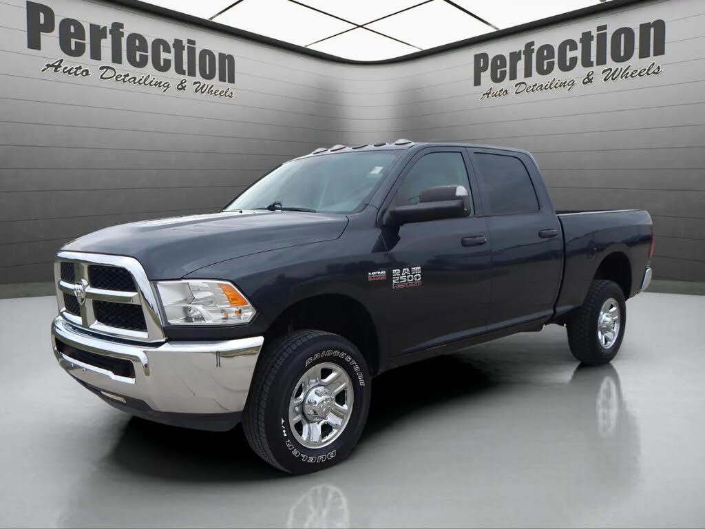 2017 RAM 2500 Tradesman Crew Cab 4WD