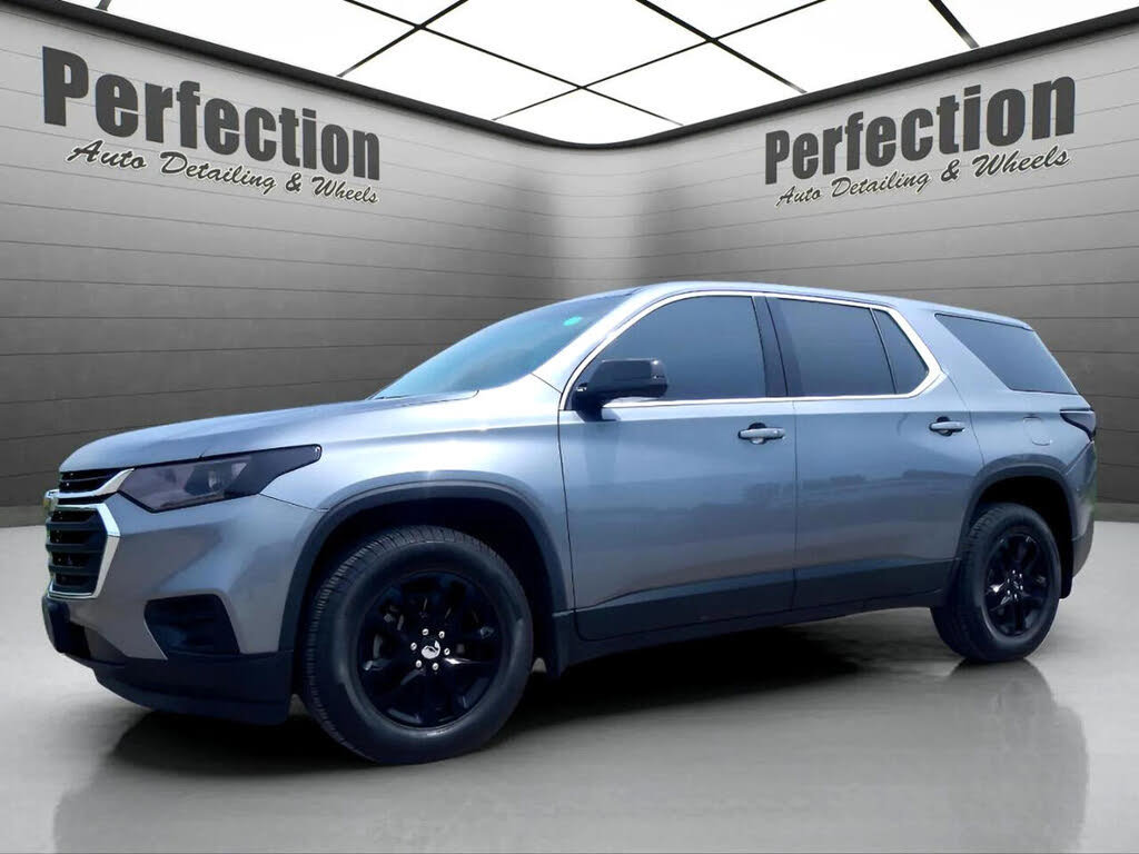 2020 Chevrolet Traverse LS FWD