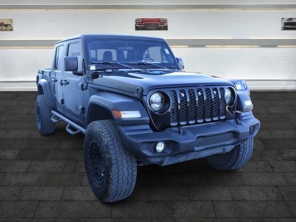 2021 Jeep Gladiator Sport Crew Cab 4WD
