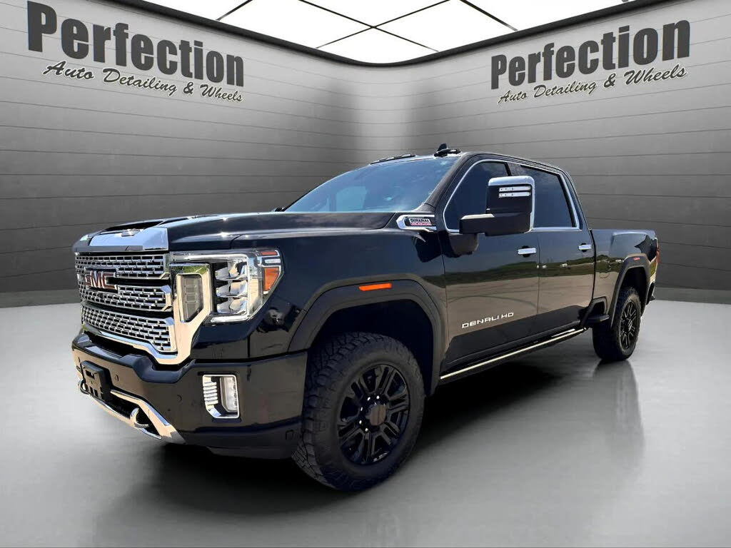 2023 GMC Sierra 2500HD Denali Crew Cab 4WD