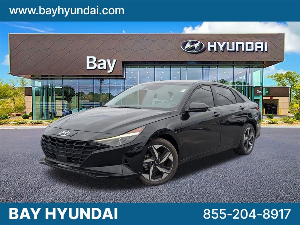 2023 Hyundai Elantra SEL FWD