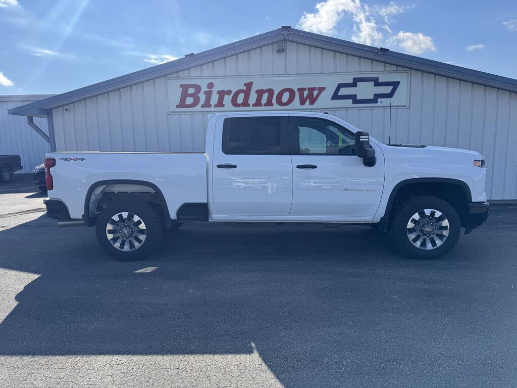2024 Chevrolet Silverado 2500HD Custom Crew Cab 4WD