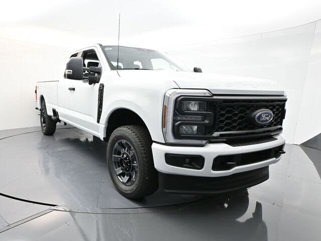 2025 Ford F-350 Super Duty XL SuperCab LB 4WD