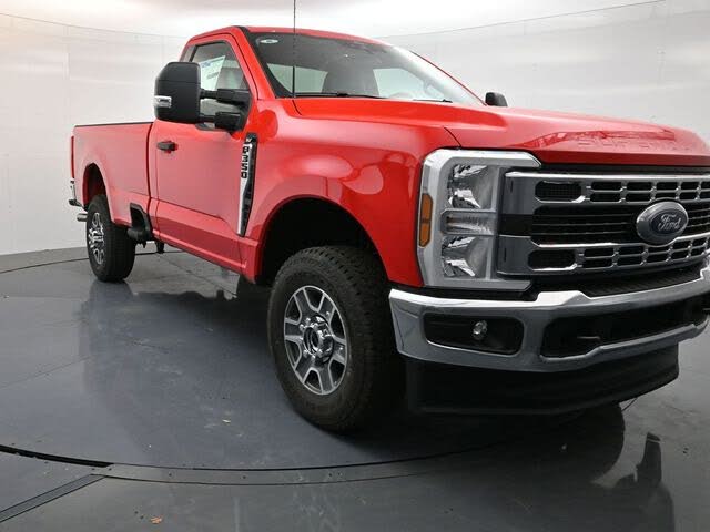 2025 Ford F-350 Super Duty XLT Regular Cab LB 4WD