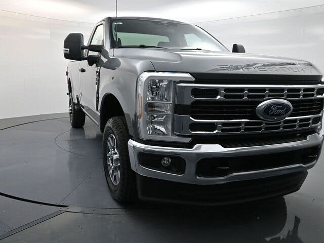 2025 Ford F-350 Super Duty XLT Regular Cab LB 4WD