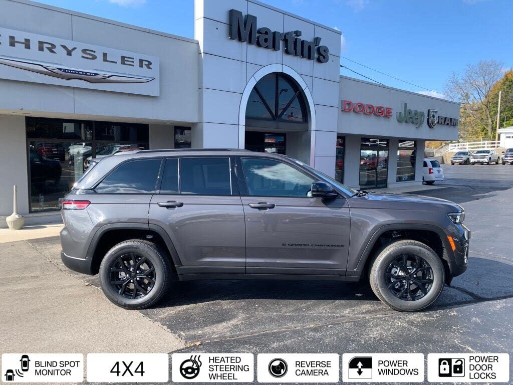 2025 Jeep Grand Cherokee Altitude 4WD