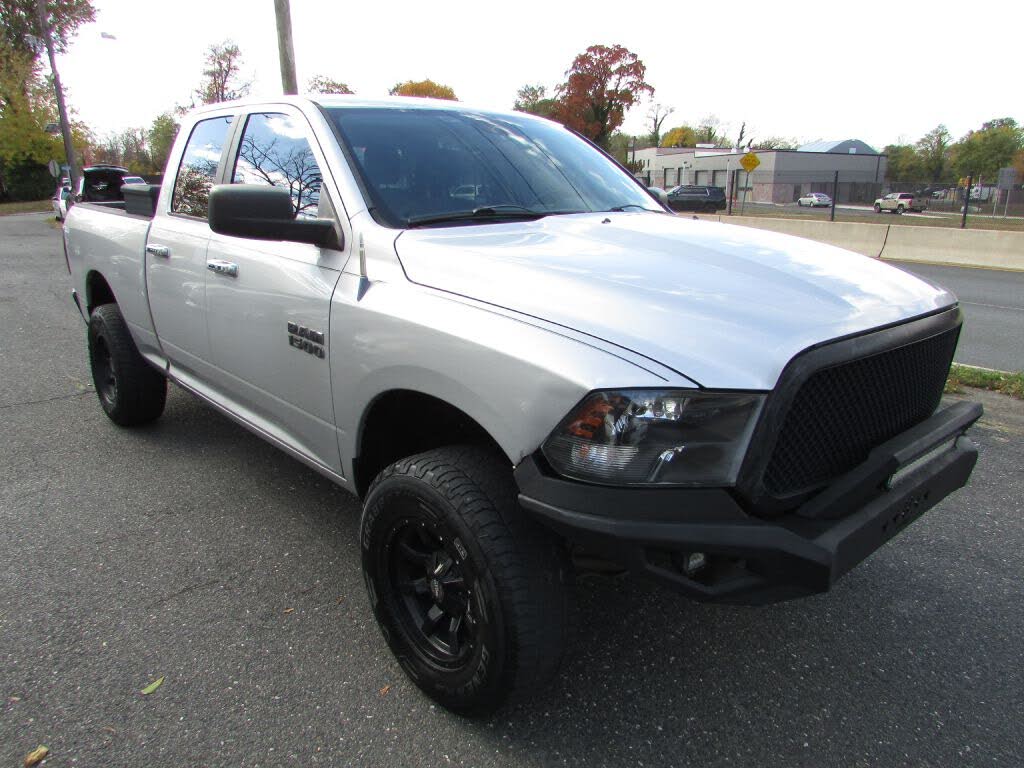 2014 RAM 1500 SLT Quad Cab 4WD