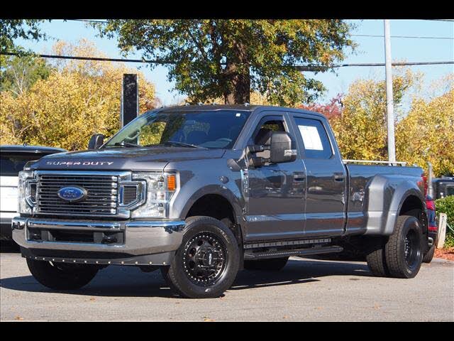 2022 Ford F-350 Super Duty XL Crew Cab LB DRW 4WD