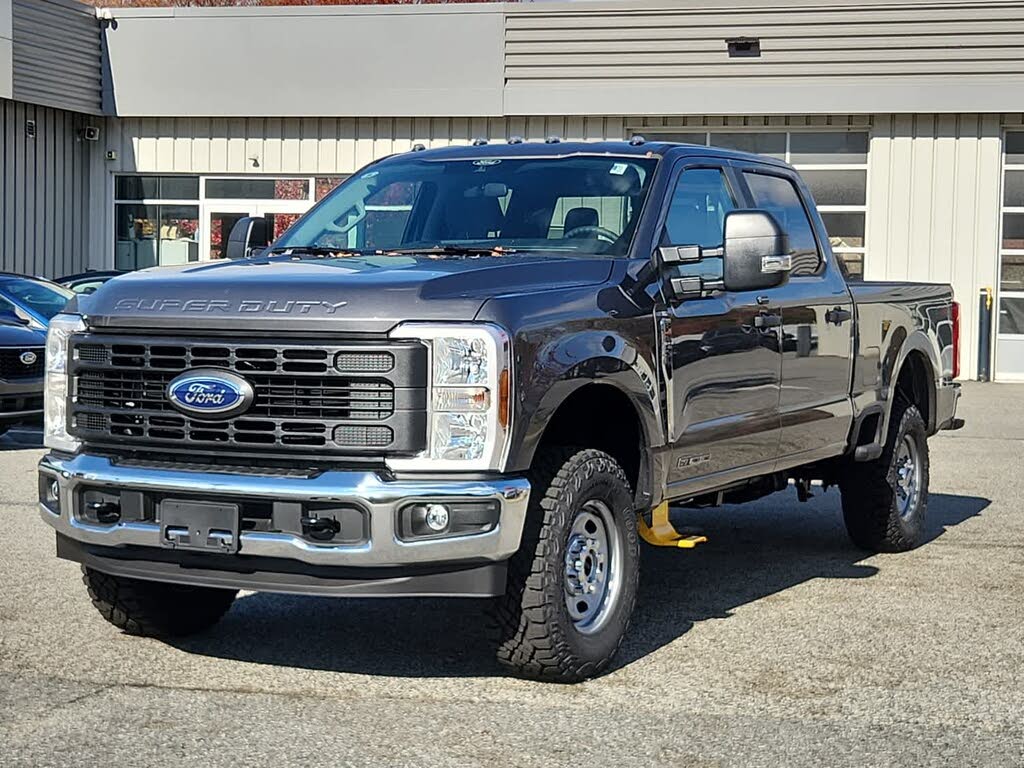 2026 Ford F-250 Super Duty XL Crew Cab 4WD