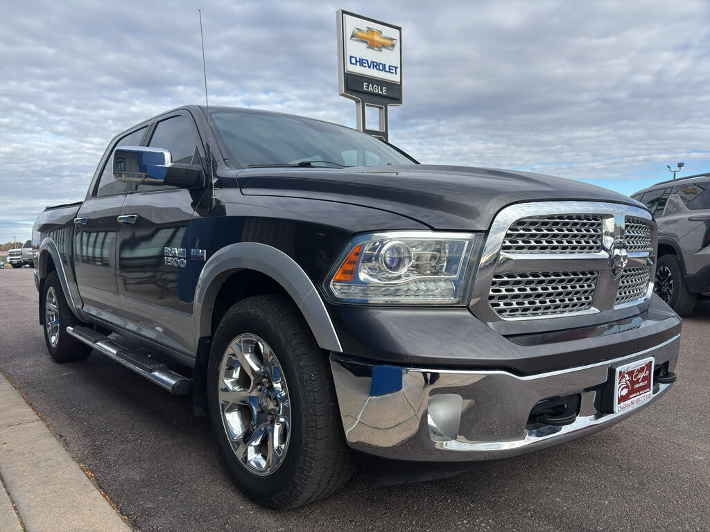 2014 RAM 1500 Laramie Crew Cab 4WD