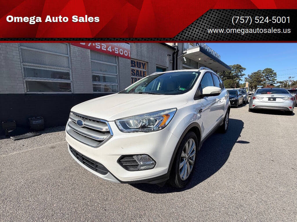 2017 Ford Escape Titanium FWD