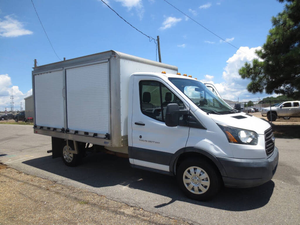 2017 Ford Transit Chassis 250 138 RWD