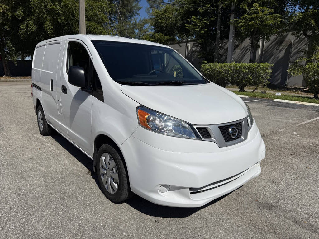 2020 Nissan NV200 S FWD