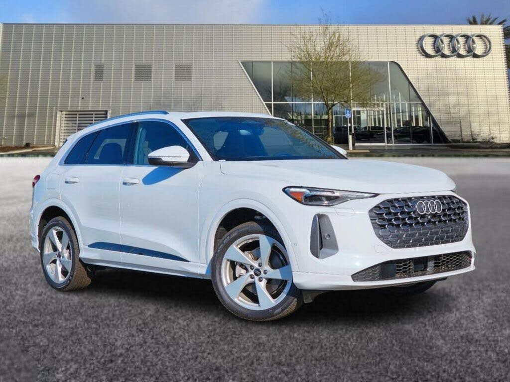 2025 Audi Q5 quattro Premium Plus 40 TFSI