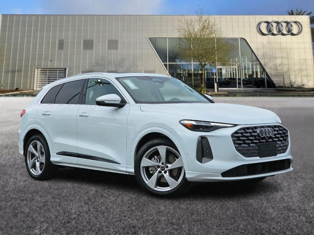 2025 Audi Q5 quattro Prestige 40 TFSI