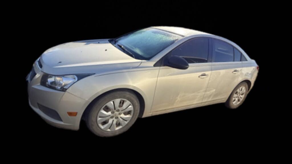 2012 Chevrolet Cruze LS Sedan FWD