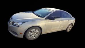 Chevrolet Cruze LS Sedan FWD