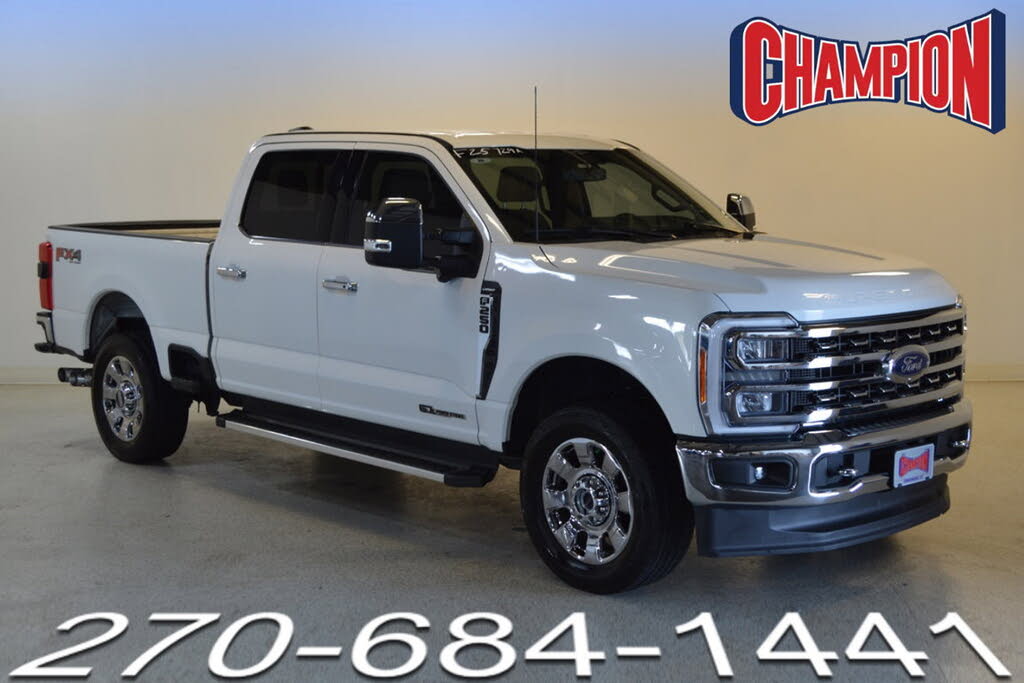 2023 Ford F-250 Super Duty Lariat Crew Cab 4WD