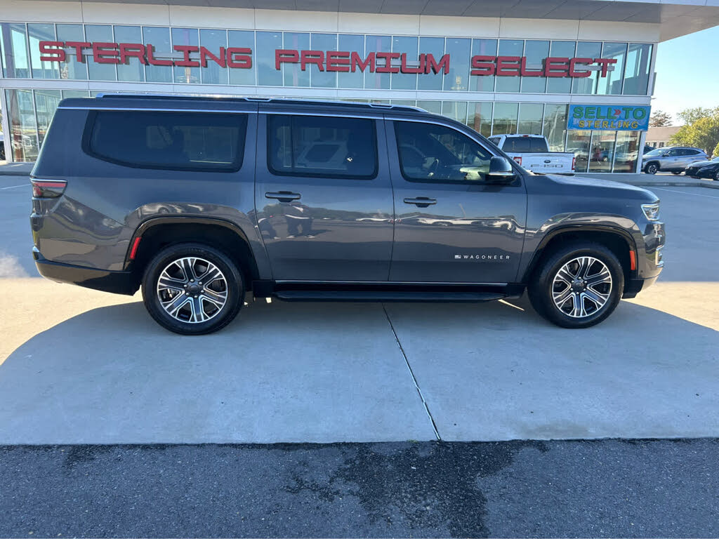 2024 Jeep Wagoneer L Series II RWD