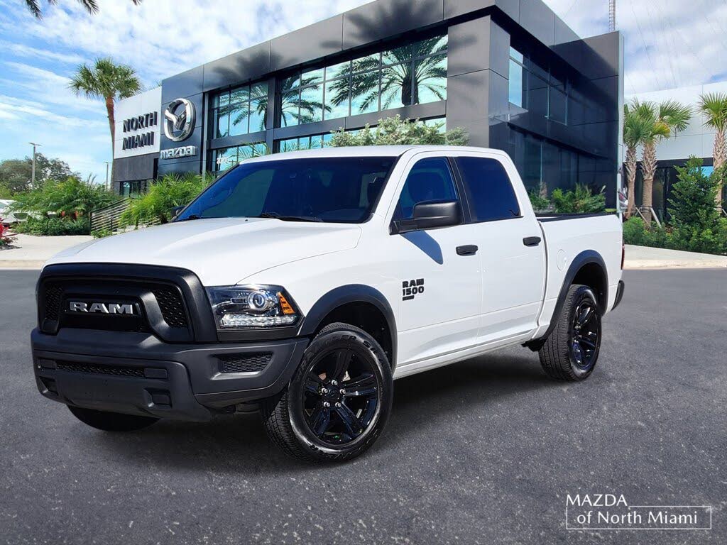 2024 RAM 1500 Classic Warlock Crew Cab 4WD