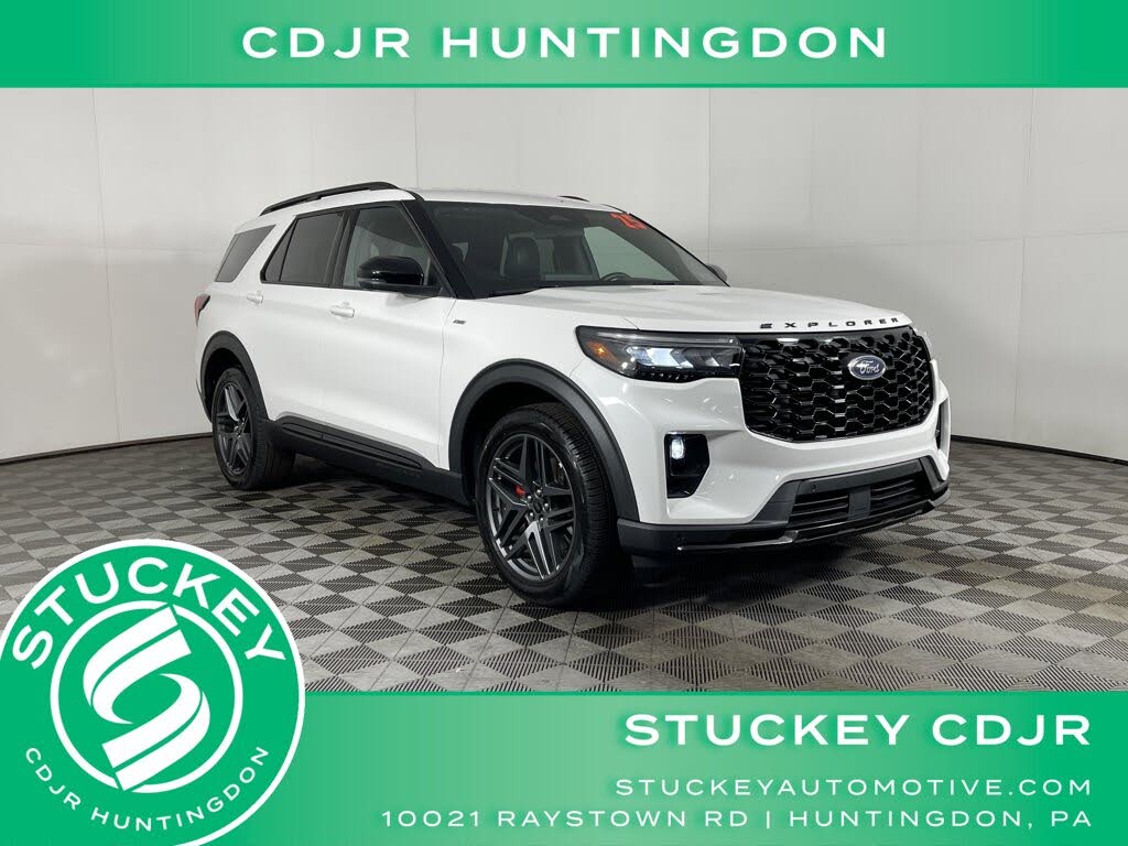 2025 Ford Explorer ST-Line AWD