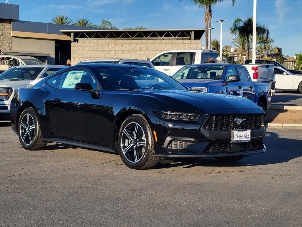2025 Ford Mustang EcoBoost Fastback RWD