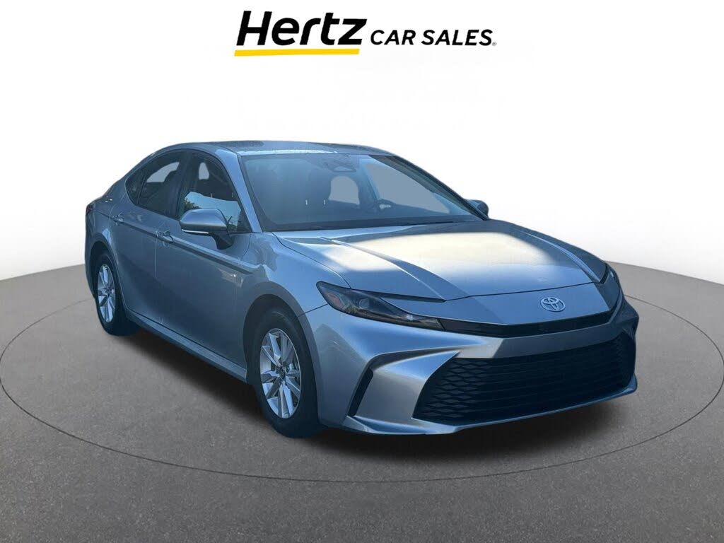 2025 Toyota Camry LE FWD