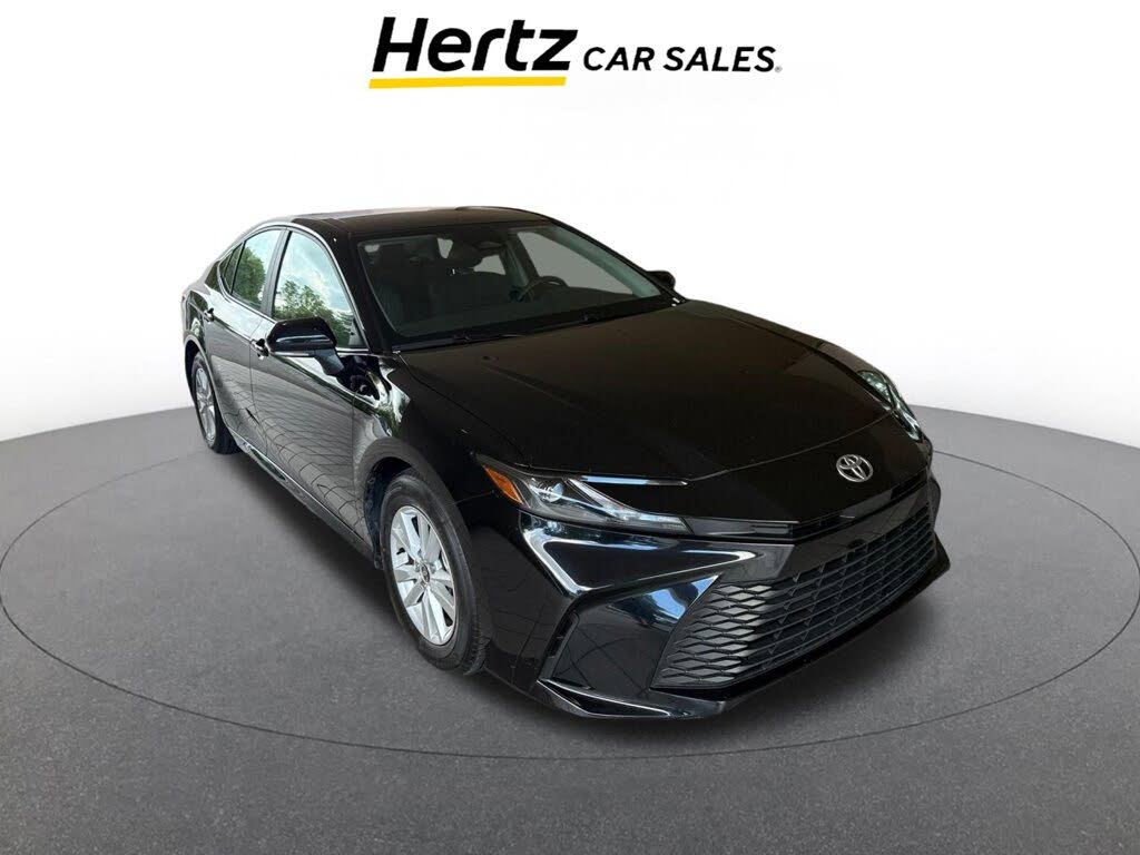 2025 Toyota Camry LE FWD