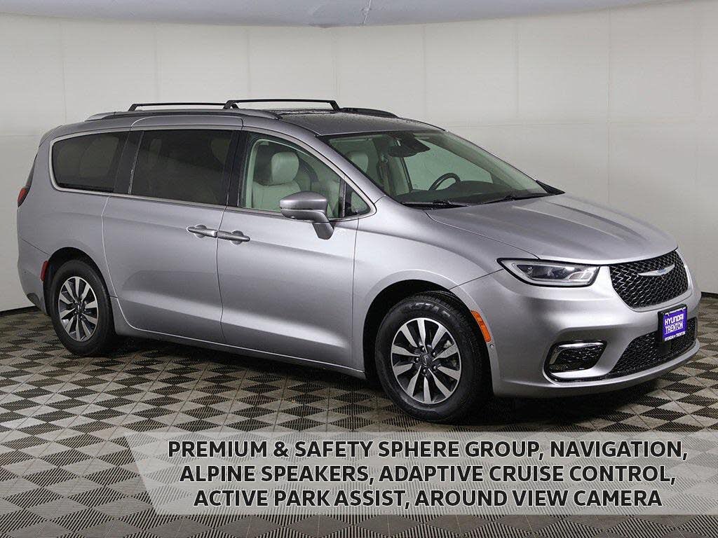 2021 Chrysler Pacifica Hybrid Touring L FWD