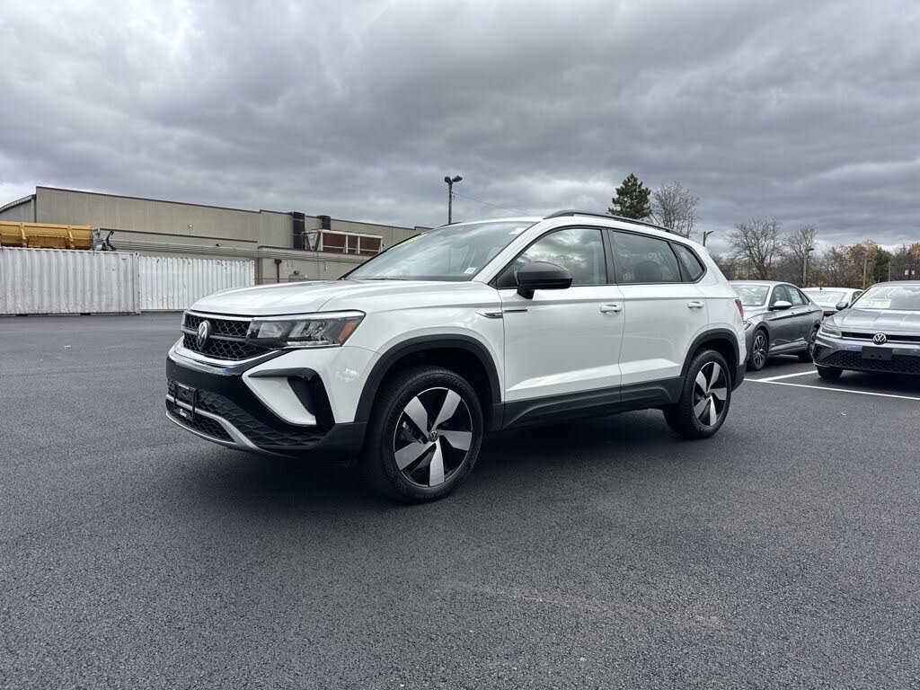 2023 Volkswagen Taos S 4Motion