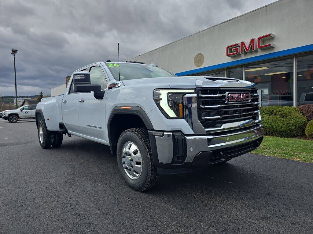 2026 GMC Sierra 3500HD SLT Crew Cab 4WD