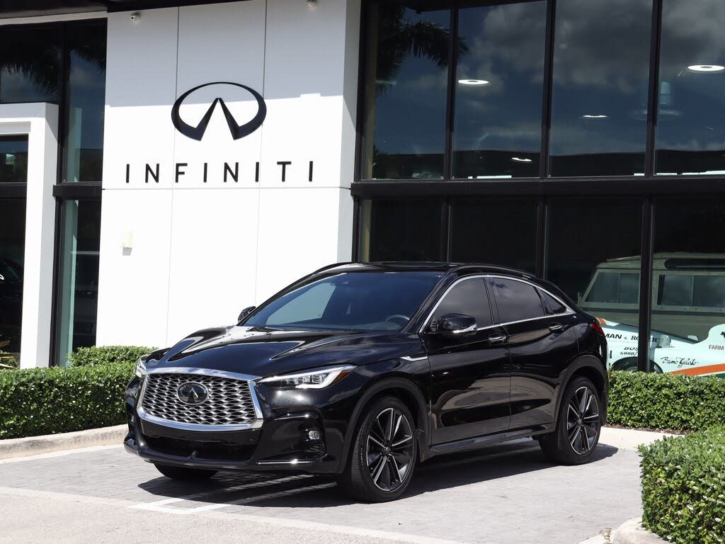 2022 INFINITI QX55 Essential AWD