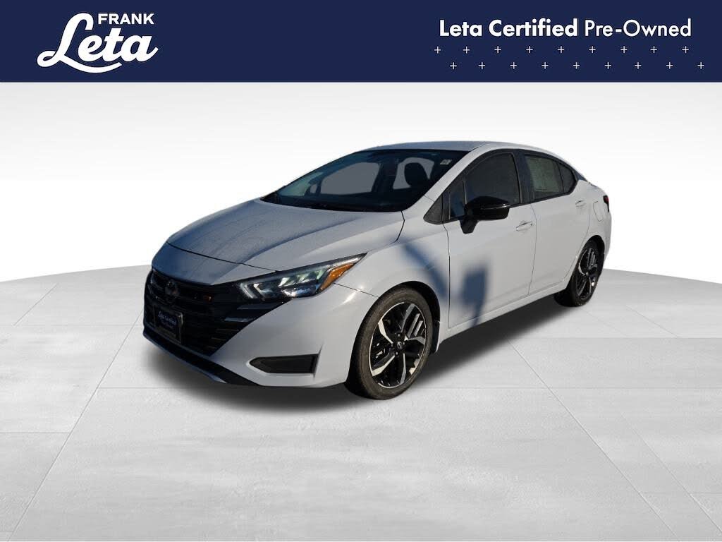 2024 Nissan Versa SR FWD