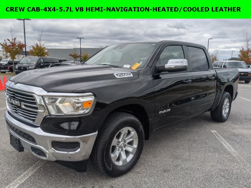 2024 RAM 1500 Laramie Crew Cab 4WD