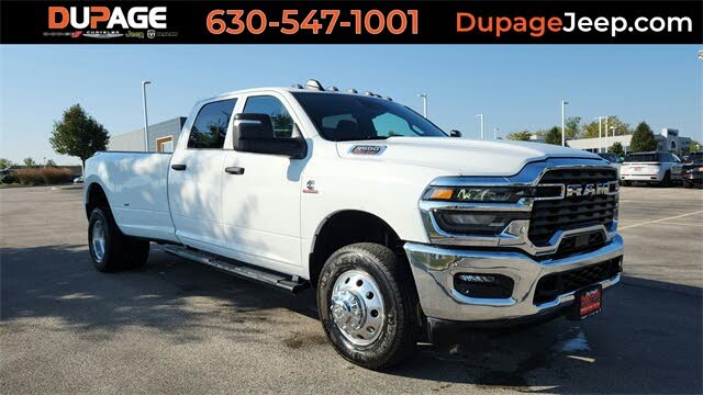 2026 RAM 3500 Tradesman Crew Cab LB DRW 4WD