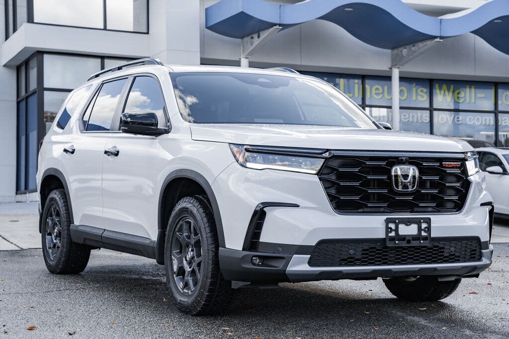 2025 Honda Pilot TrailSport AWD