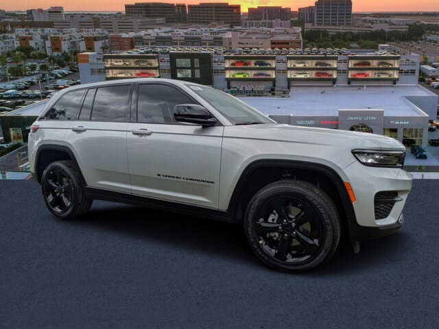 2025 Jeep Grand Cherokee Altitude X RWD