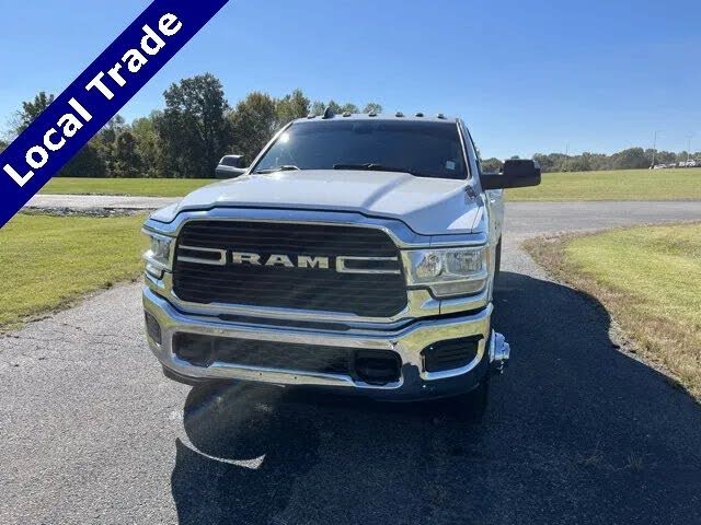 2019 RAM 3500 Big Horn Crew Cab LB DRW 4WD
