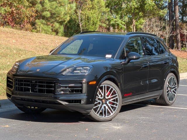 2025 Porsche Cayenne S AWD