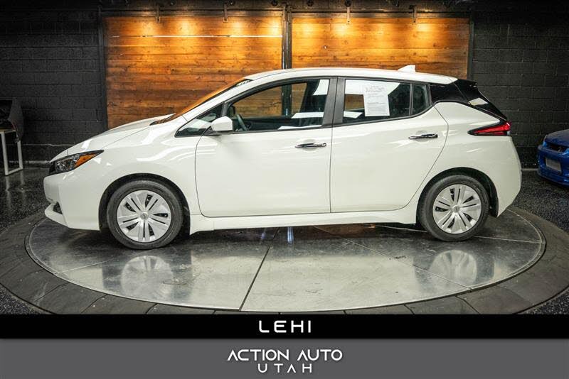 2024 Nissan LEAF S FWD
