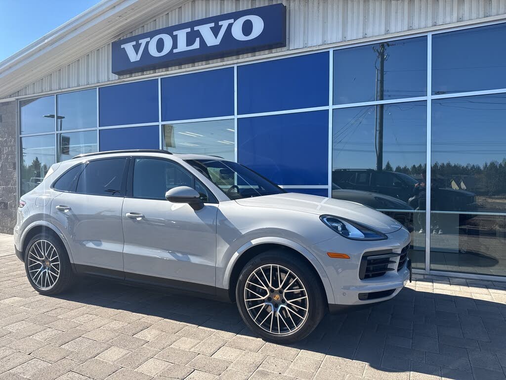2022 Porsche Cayenne AWD